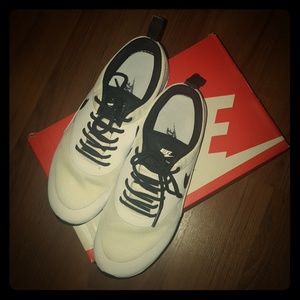 Women's Nike Air Max Thea